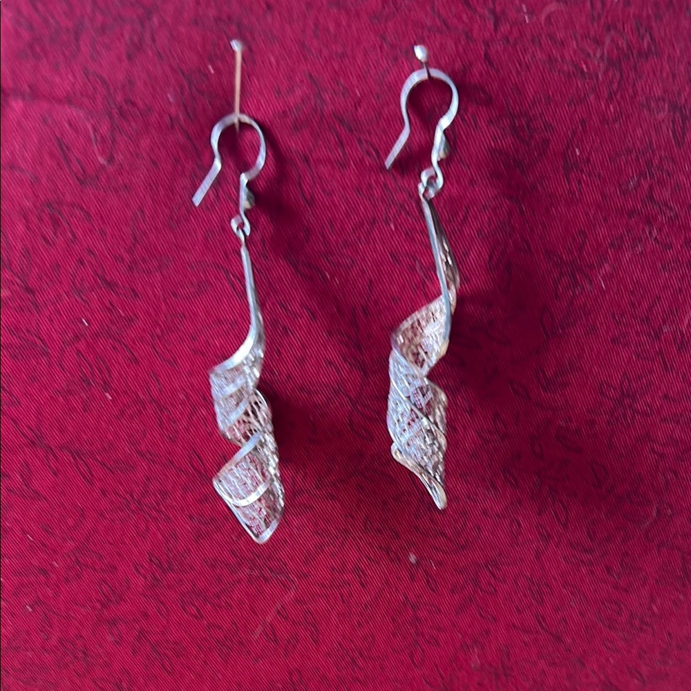 Elegant sterling Silver Spiral Earrings